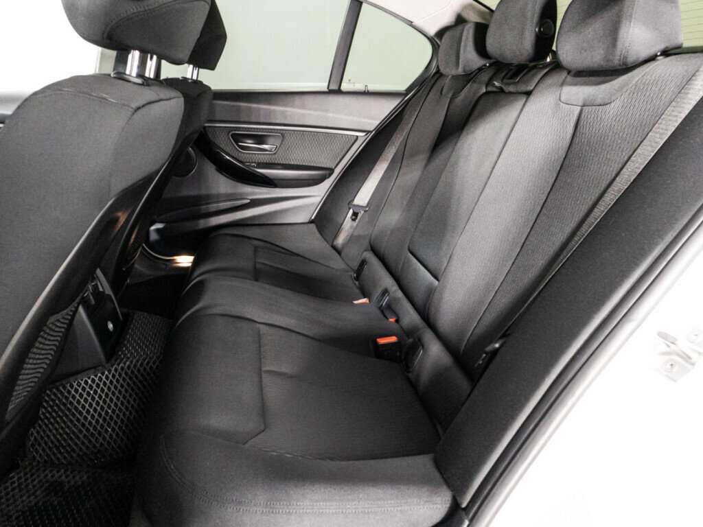 Б/У БМВ 3 серии 2016 года. Фото: #9