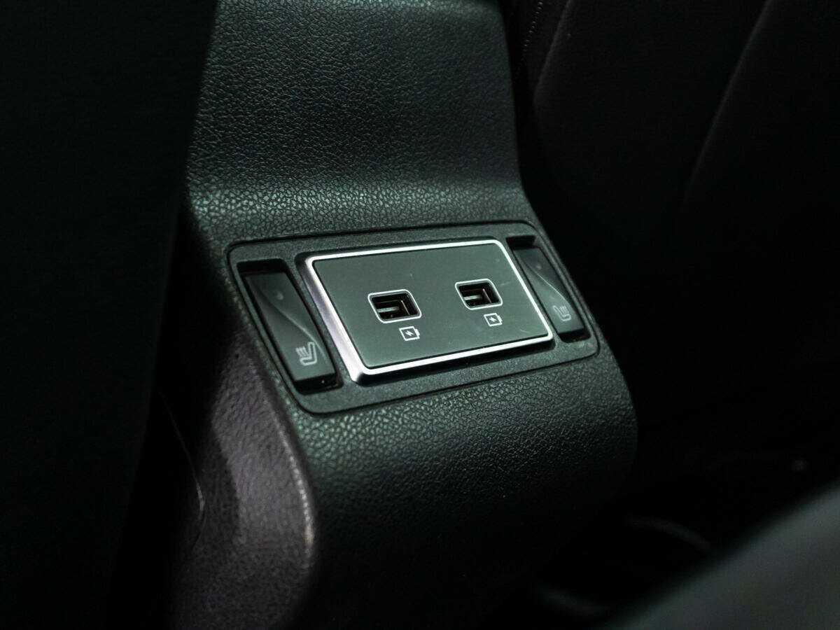 Б/У Рено Каптюр 2020 года. Фото: #15