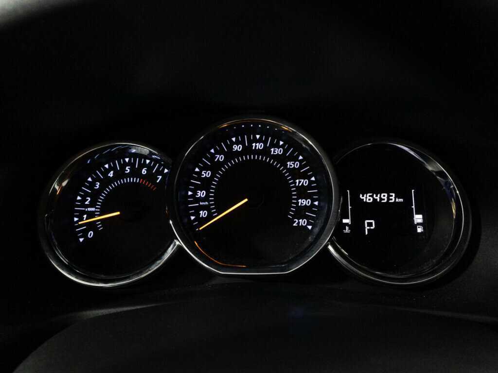 Б/У Рено Логан 2021 года. Фото: #11