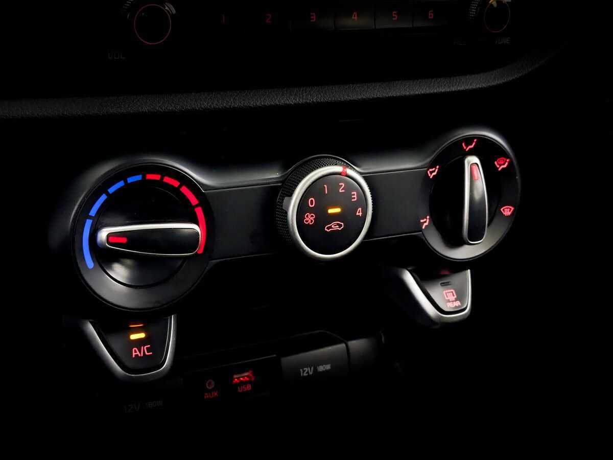 Б/У Киа Рио 2020 года. Фото: #23