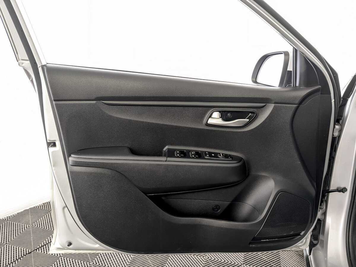 Б/У Киа Рио 2020 года. Фото: #17