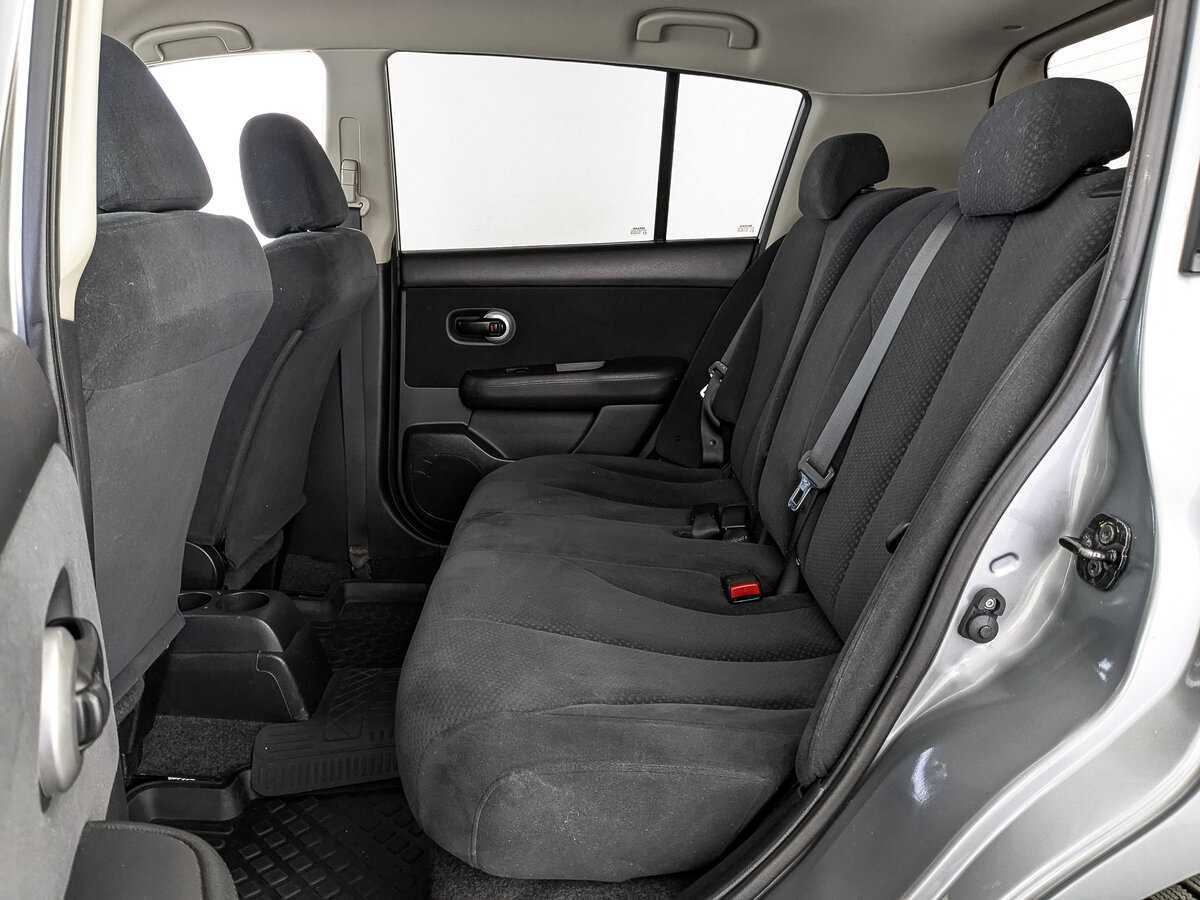 Б/У Ниссан Тиида 2013 года. Фото: #17