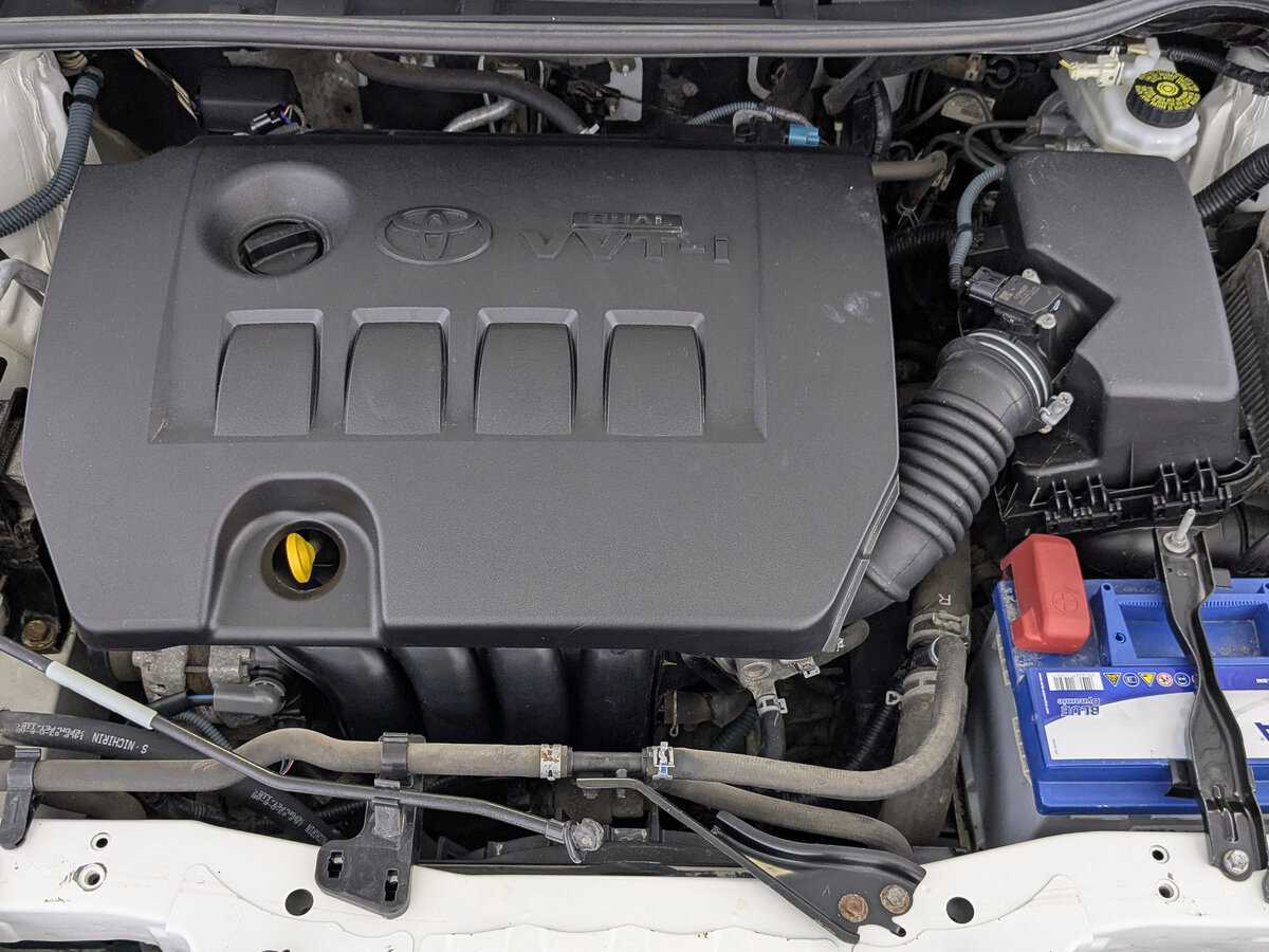 Б/У Тойота Королла 2014 года. Фото: #8