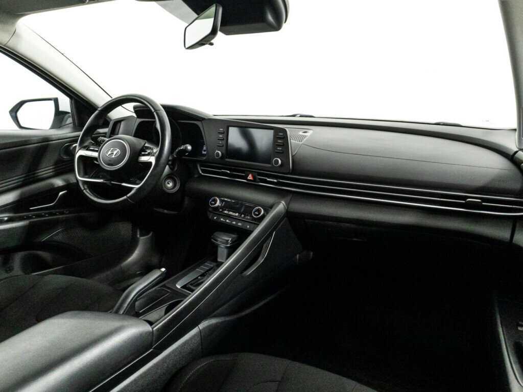 Б/У Хендай Елантра 2021 года. Фото: #8