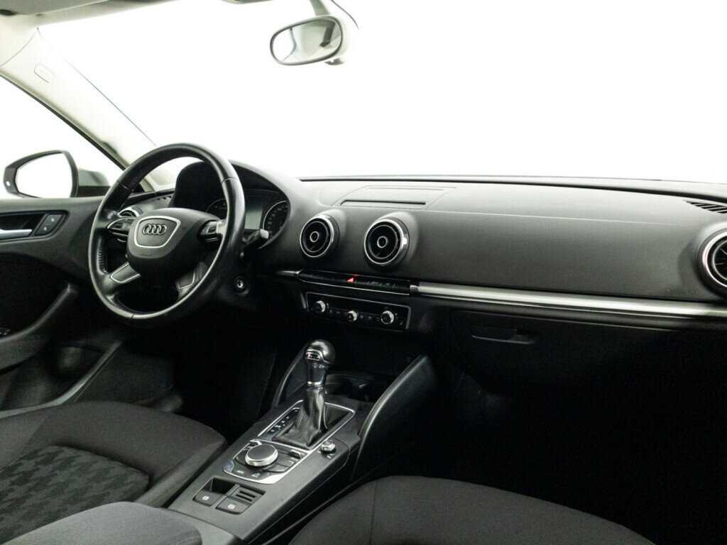 Б/У Ауди А3 2013 года. Фото: #8