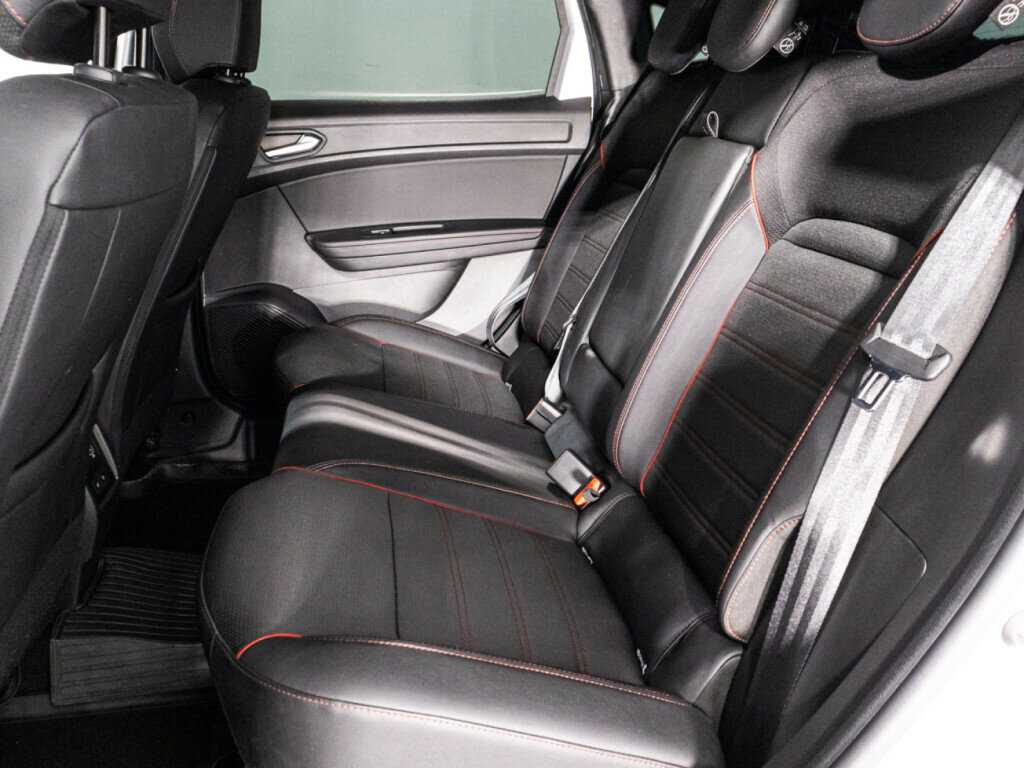 Б/У Рено Аркана 2021 года. Фото: #9