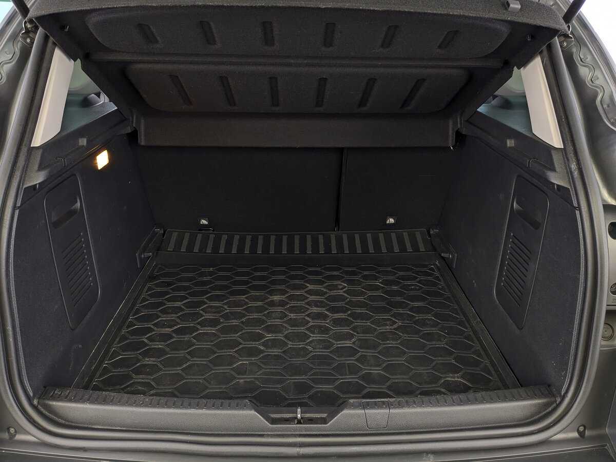 Б/У Рено Каптюр 2018 года. Фото: #9