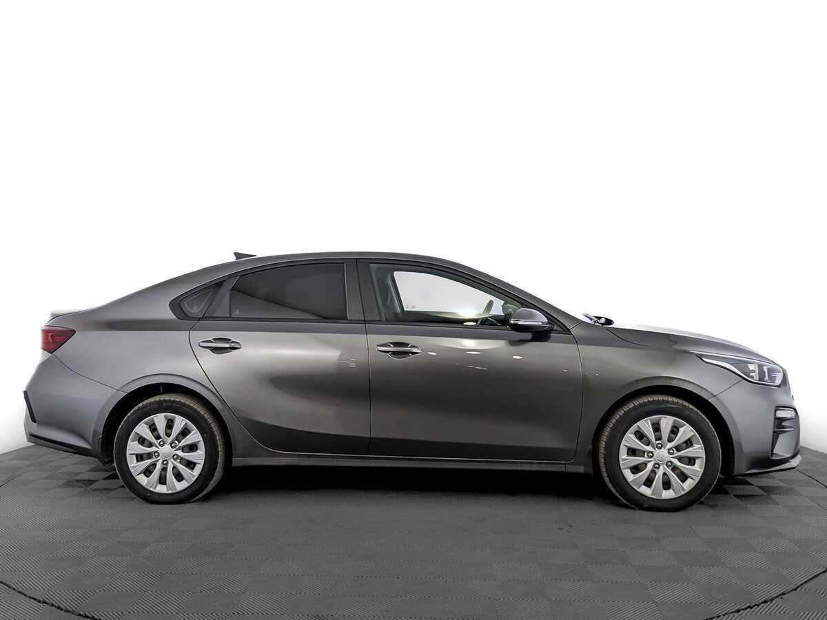 Б/У Киа Церато 2021 года. Фото: #3