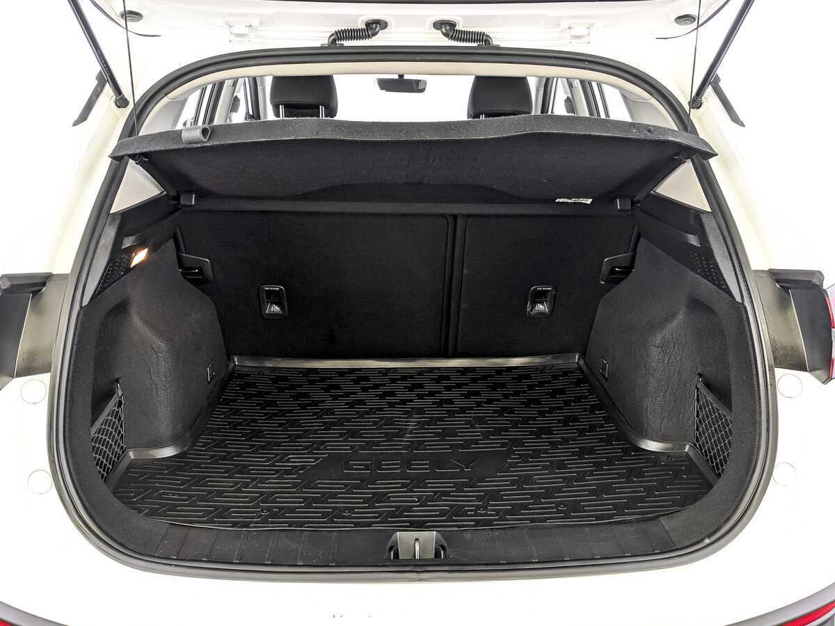 Б/У Джили Кулрэй 2023 года. Фото: #9