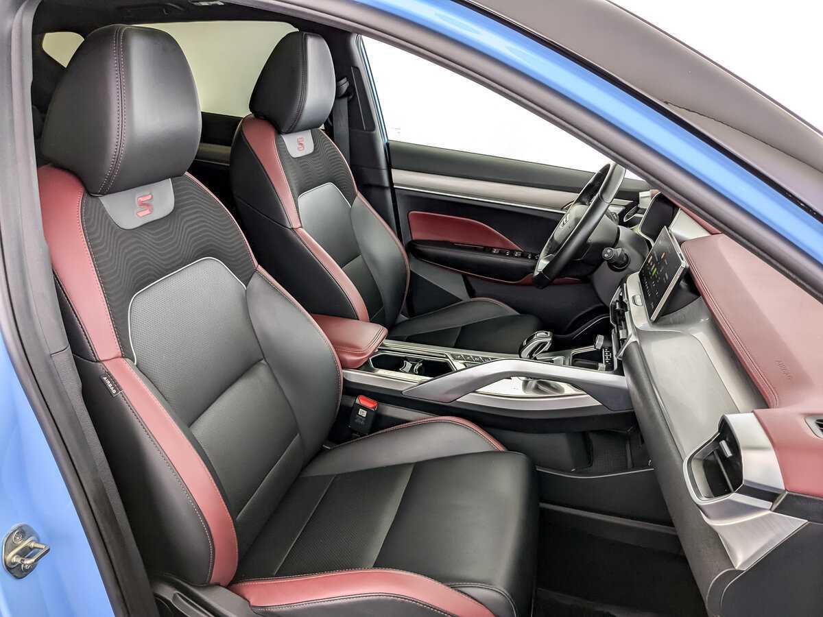 Б/У Джили Кулрэй 2022 года. Фото: #21