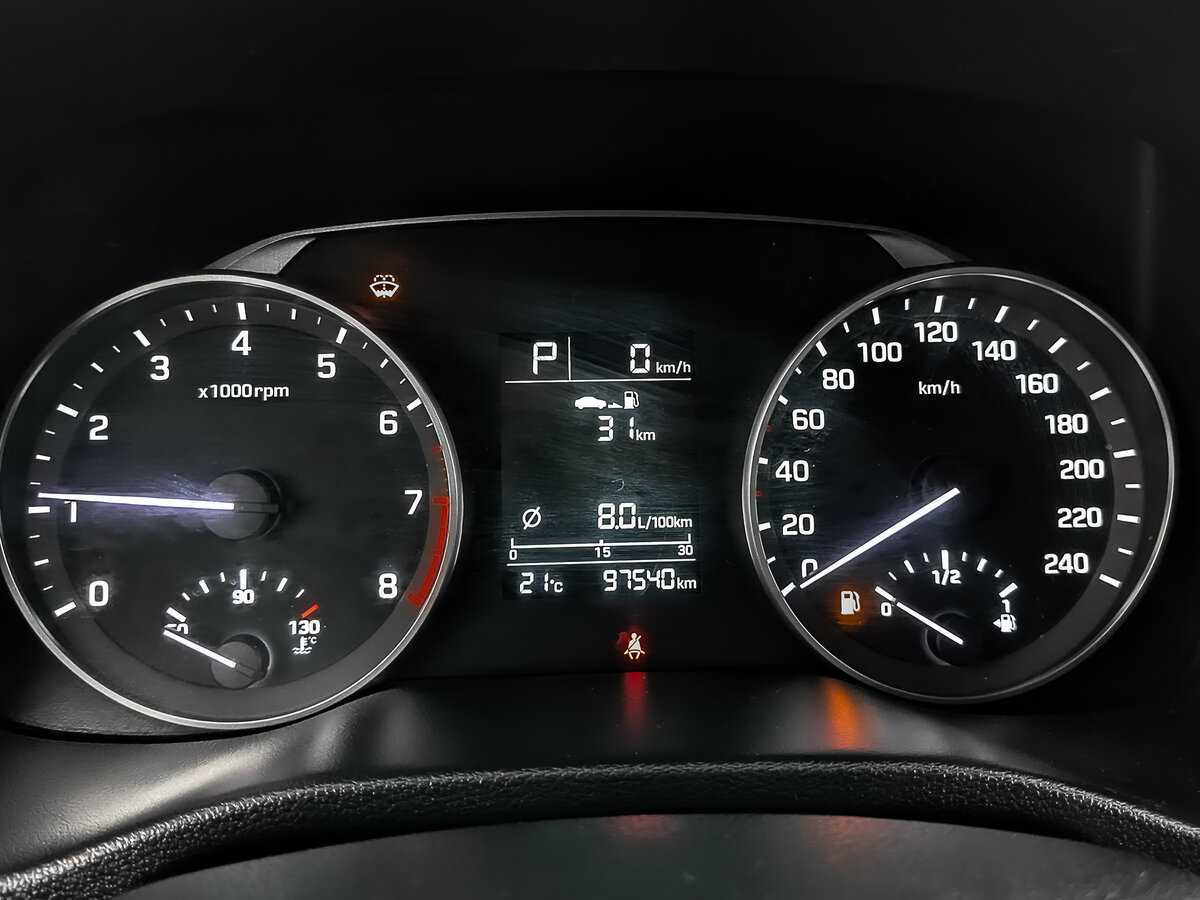 Б/У Хендай Елантра 2018 года. Фото: #14