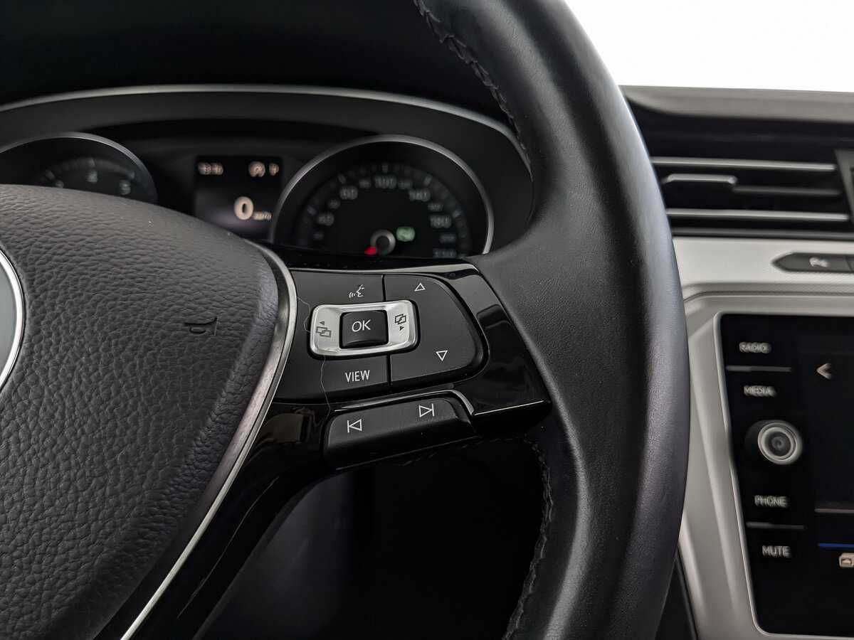 Б/У Фольксваген Пассат 2019 года. Фото: #27