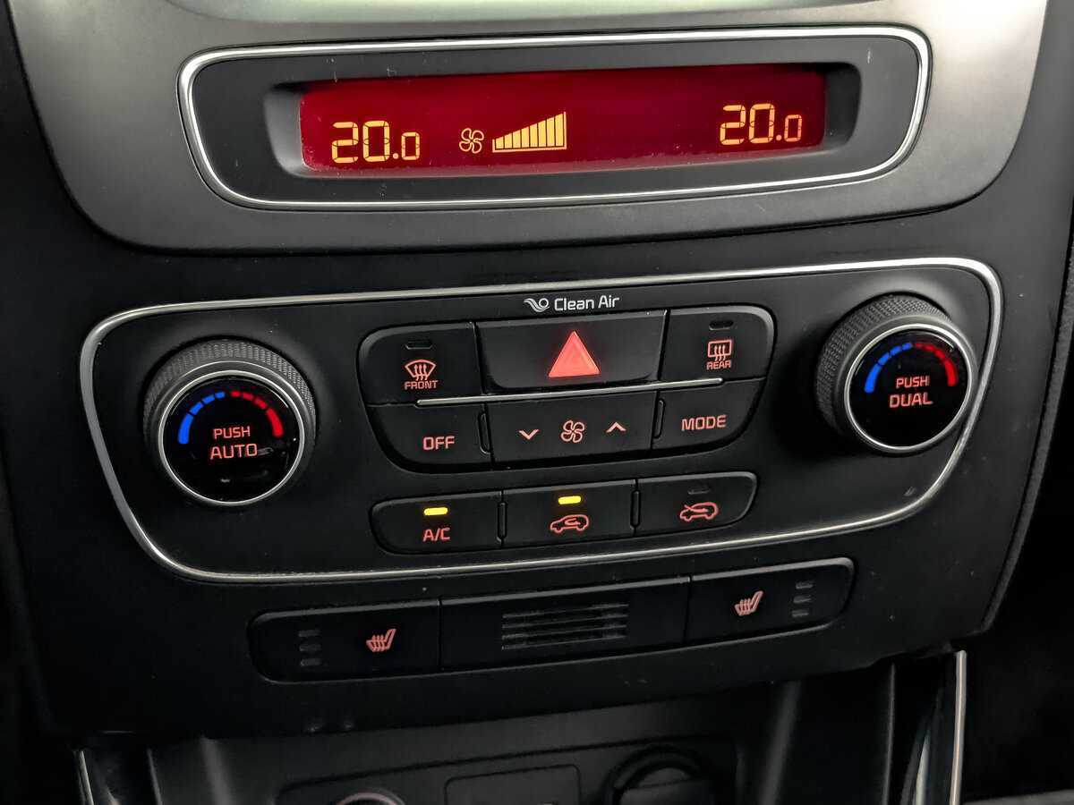 Б/У Киа Соренто 2016 года. Фото: #24