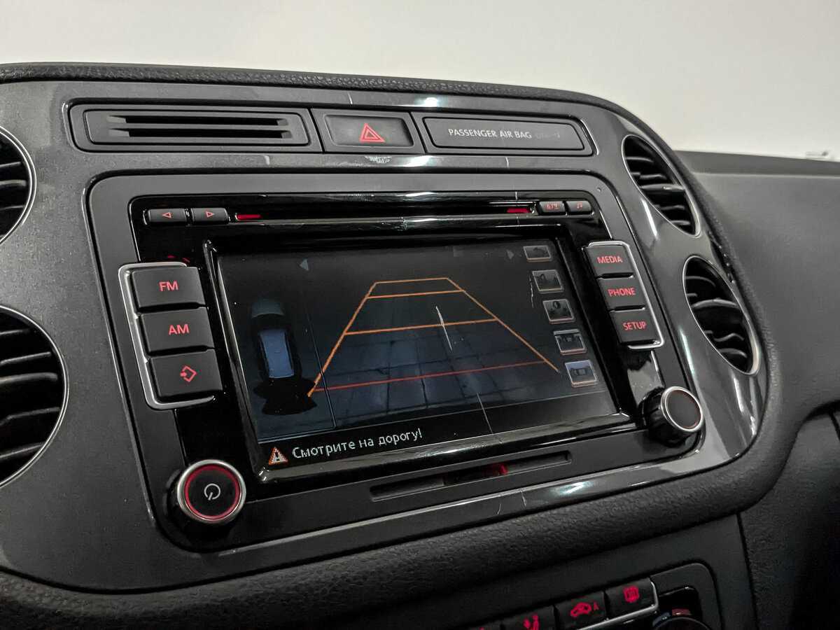 Б/У Фольксваген Тигуан 2015 года. Фото: #24