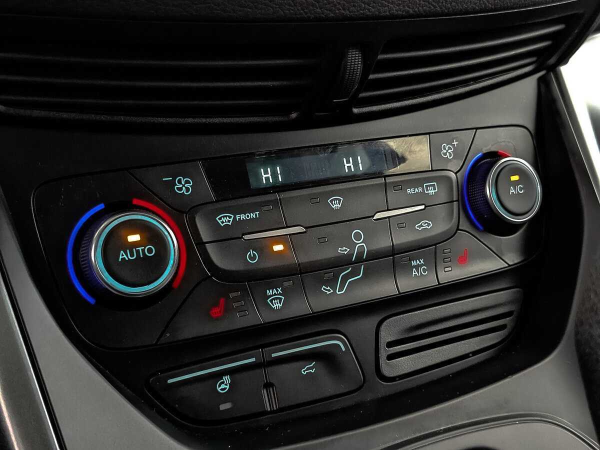 Б/У Форд Куга 2016 года. Фото: #20