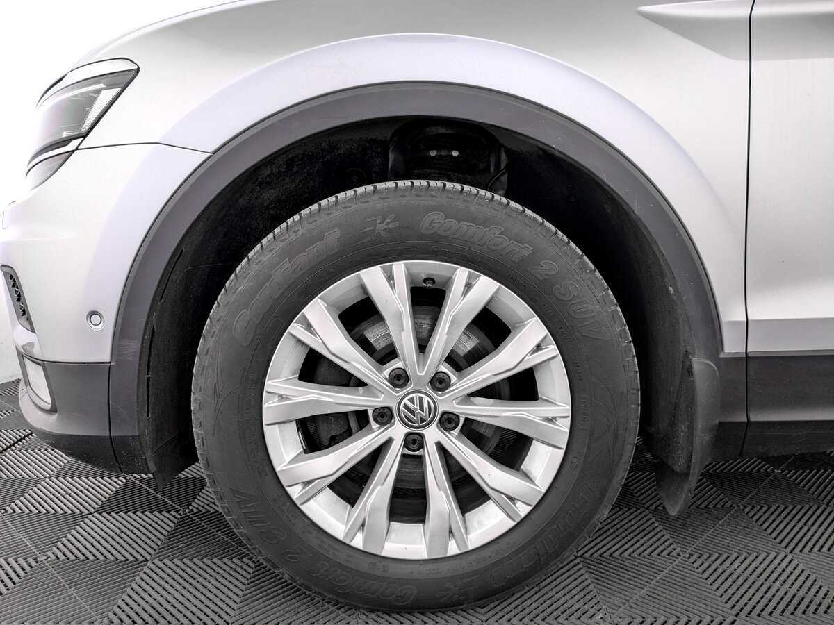 Б/У Фольксваген Тигуан 2017 года. Фото: #17