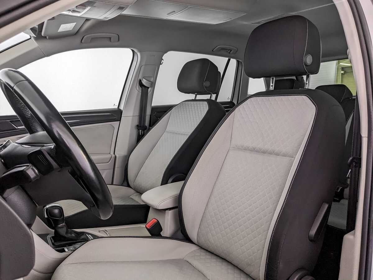 Б/У Фольксваген Тигуан 2017 года. Фото: #19