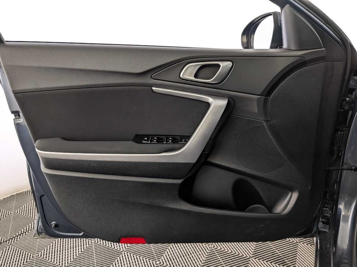 Б/У Киа Сид 2020 года. Фото: #16