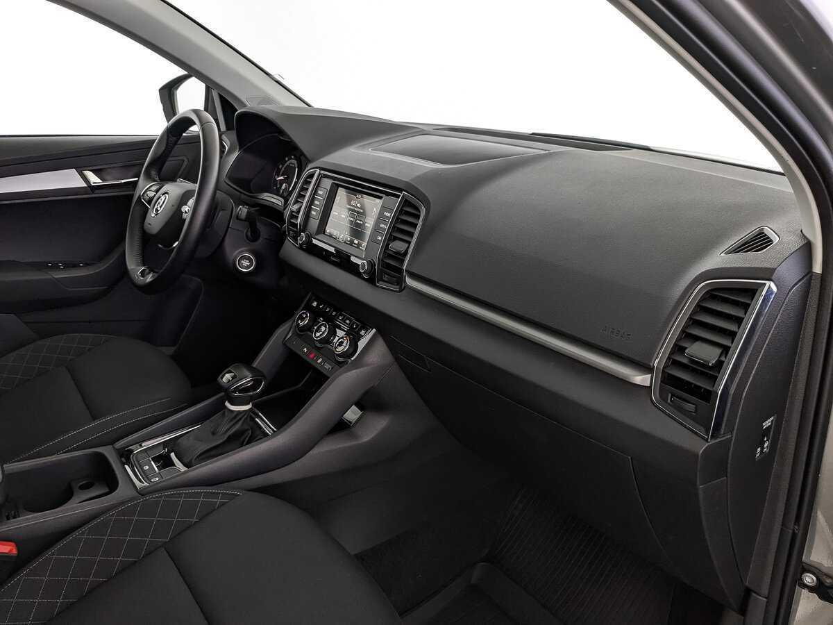 Б/У Шкода Карок 2021 года. Фото: #12