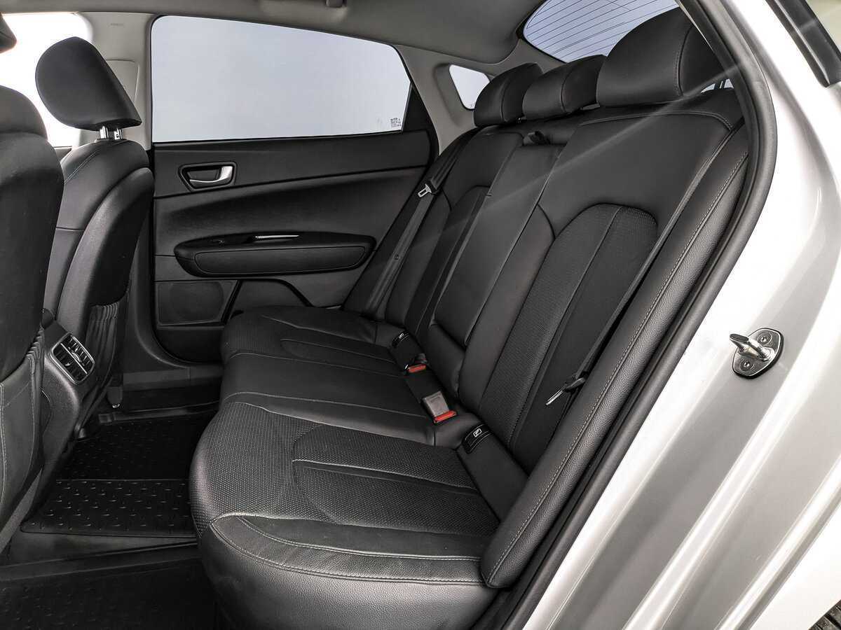 Б/У Киа Оптима 2018 года. Фото: #17