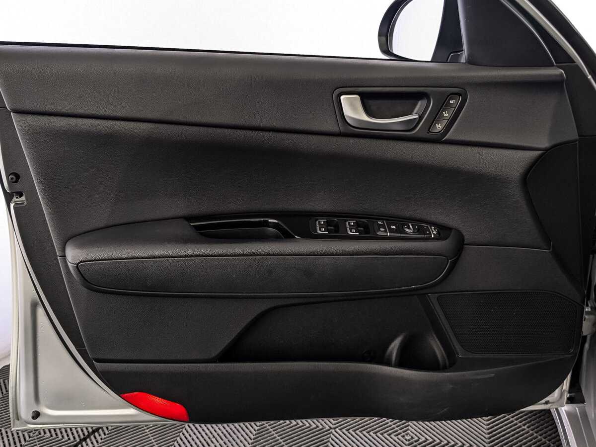 Б/У Киа Оптима 2018 года. Фото: #18