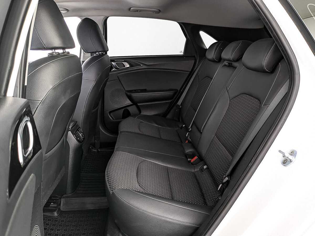 Б/У Киа Сид 2019 года. Фото: #17