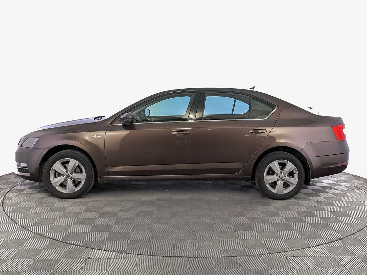 Б/У Шкода Октавия 2020 года. Фото: #7