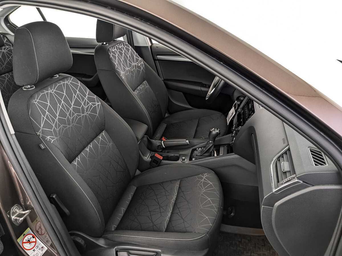 Б/У Шкода Октавия 2020 года. Фото: #20