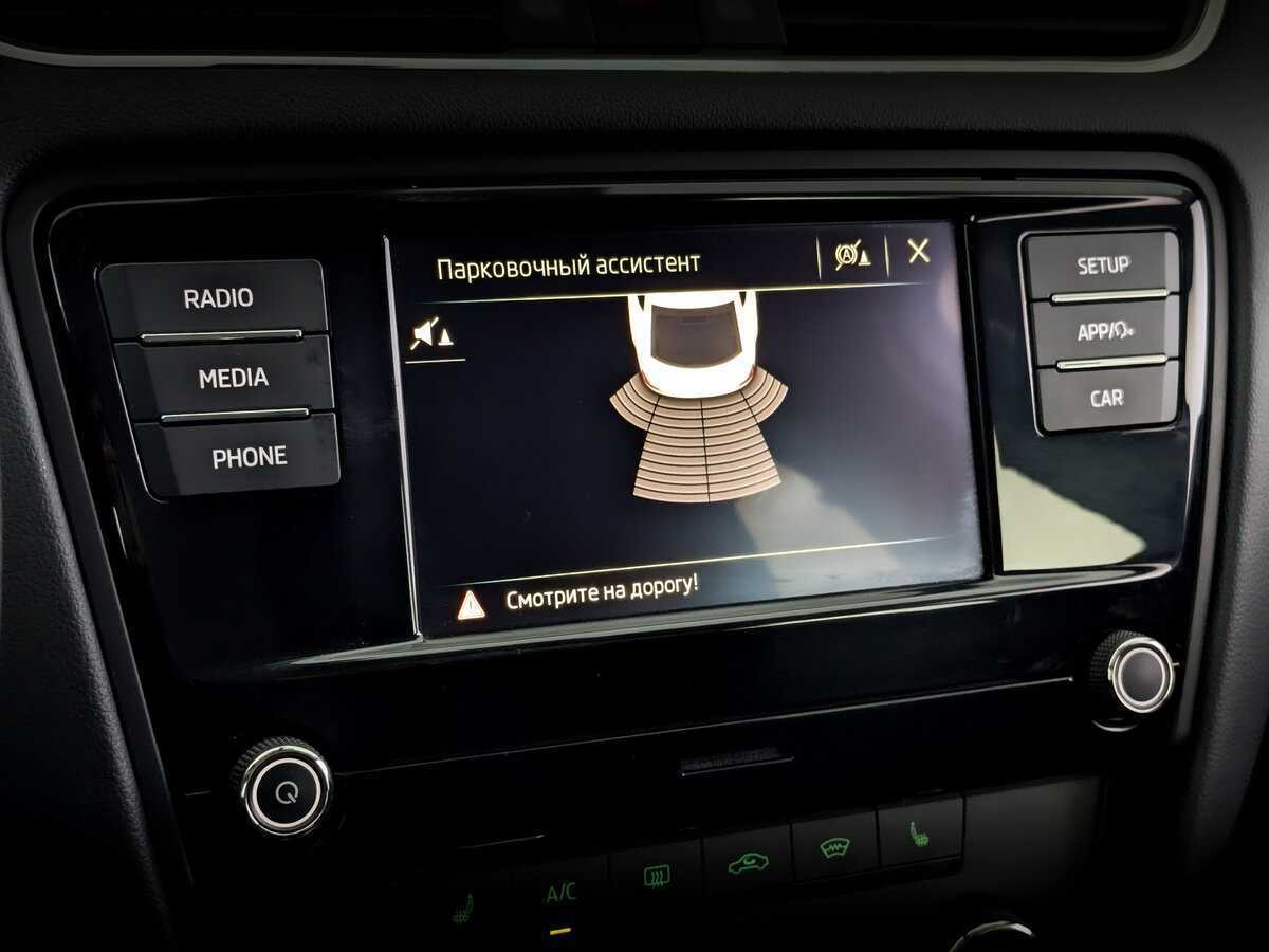 Б/У Шкода Октавия 2019 года. Фото: #25