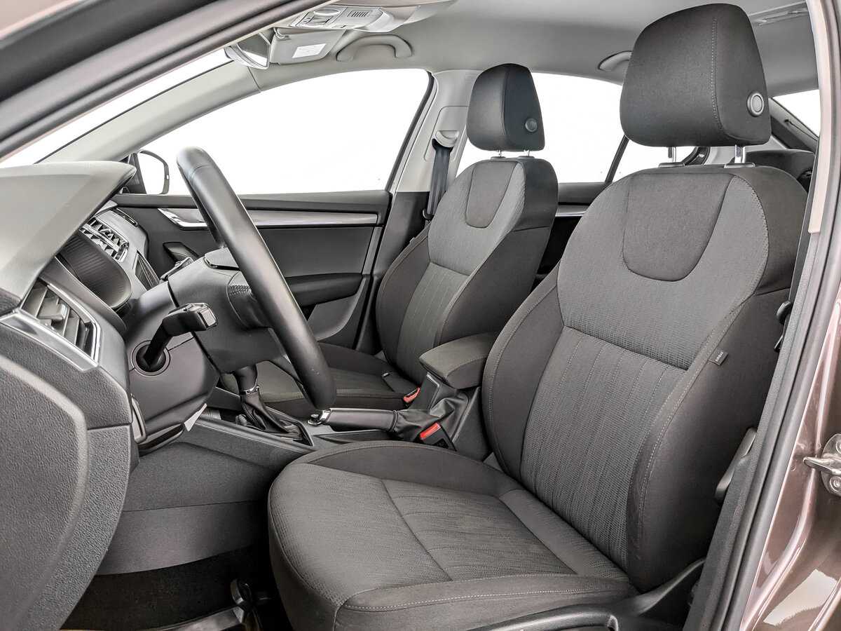 Б/У Шкода Октавия 2019 года. Фото: #19