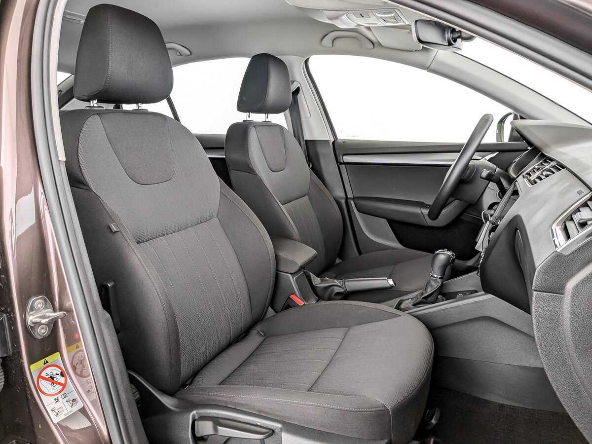 Б/У Шкода Октавия 2019 года. Фото: #22