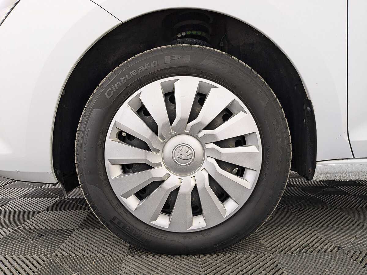 Б/У Шкода Рапид 2020 года. Фото: #10