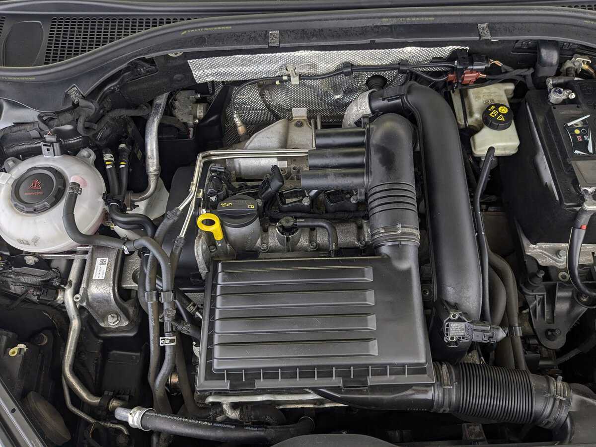 Б/У Шкода Суперб 2019 года. Фото: #8