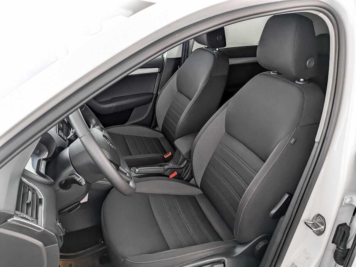 Б/У Шкода Октавия 2019 года. Фото: #19