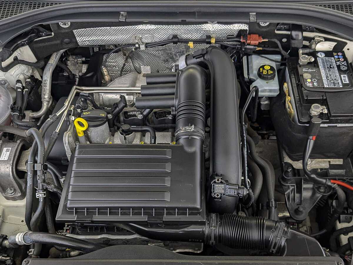 Б/У Шкода Суперб 2017 года. Фото: #8