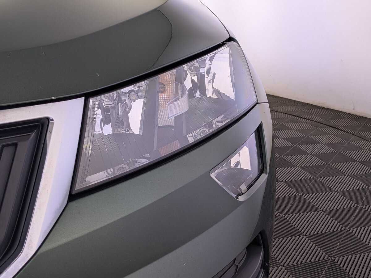 Б/У Шкода Карок 2021 года. Фото: #16