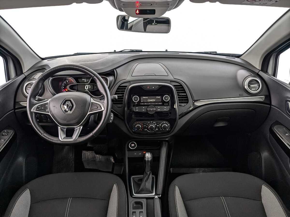 Б/У Рено Каптюр 2021 года. Фото: #13