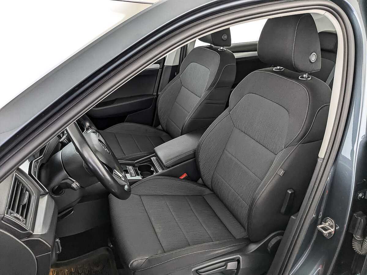 Б/У Шкода Суперб 2019 года. Фото: #18