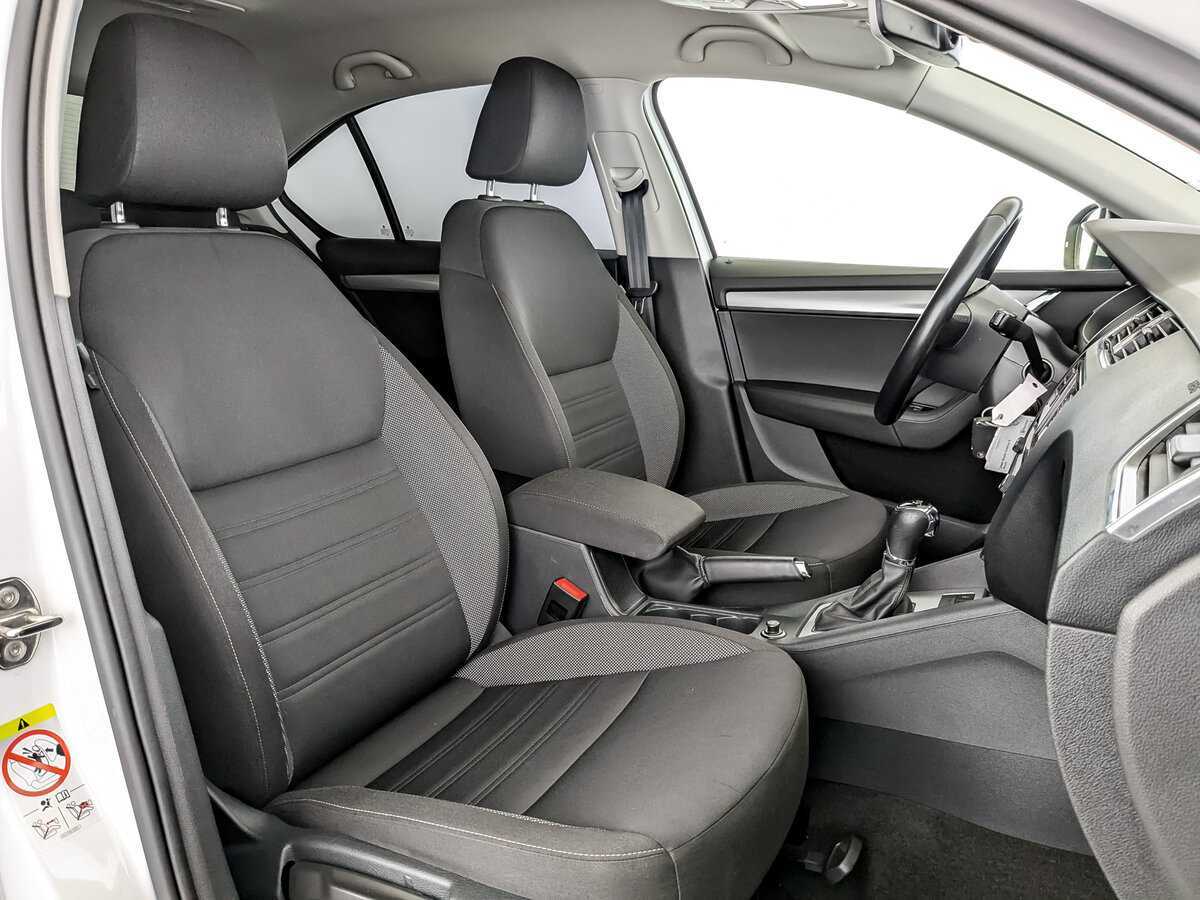 Б/У Шкода Октавия 2020 года. Фото: #22