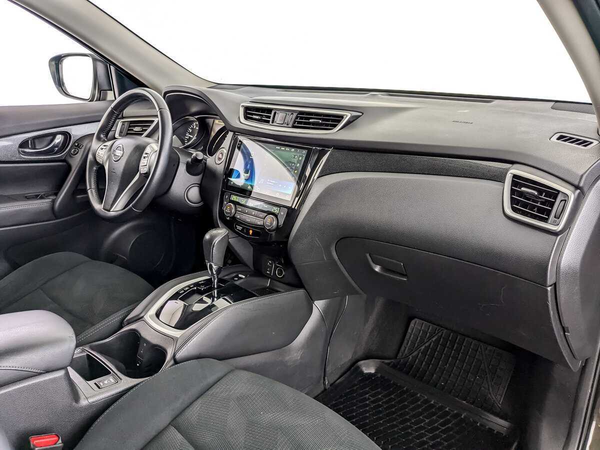 Б/У Ниссан Икс-Трейл 2017 года. Фото: #8