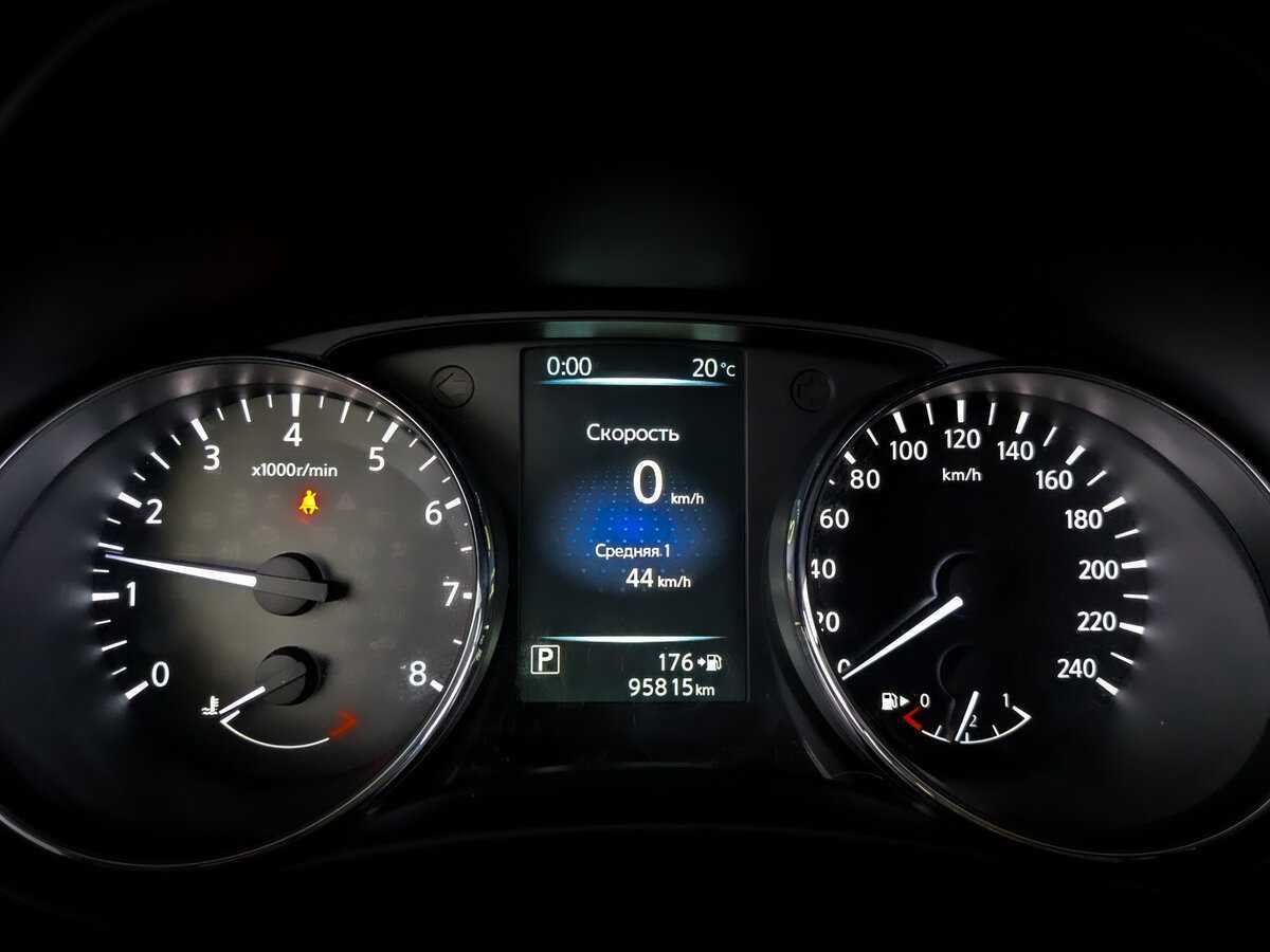 Б/У Ниссан Икс-Трейл 2017 года. Фото: #10