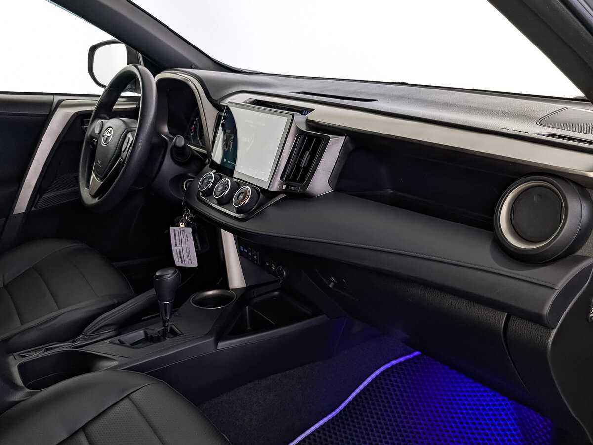 Б/У Тойота Рав4 2014 года. Фото: #12