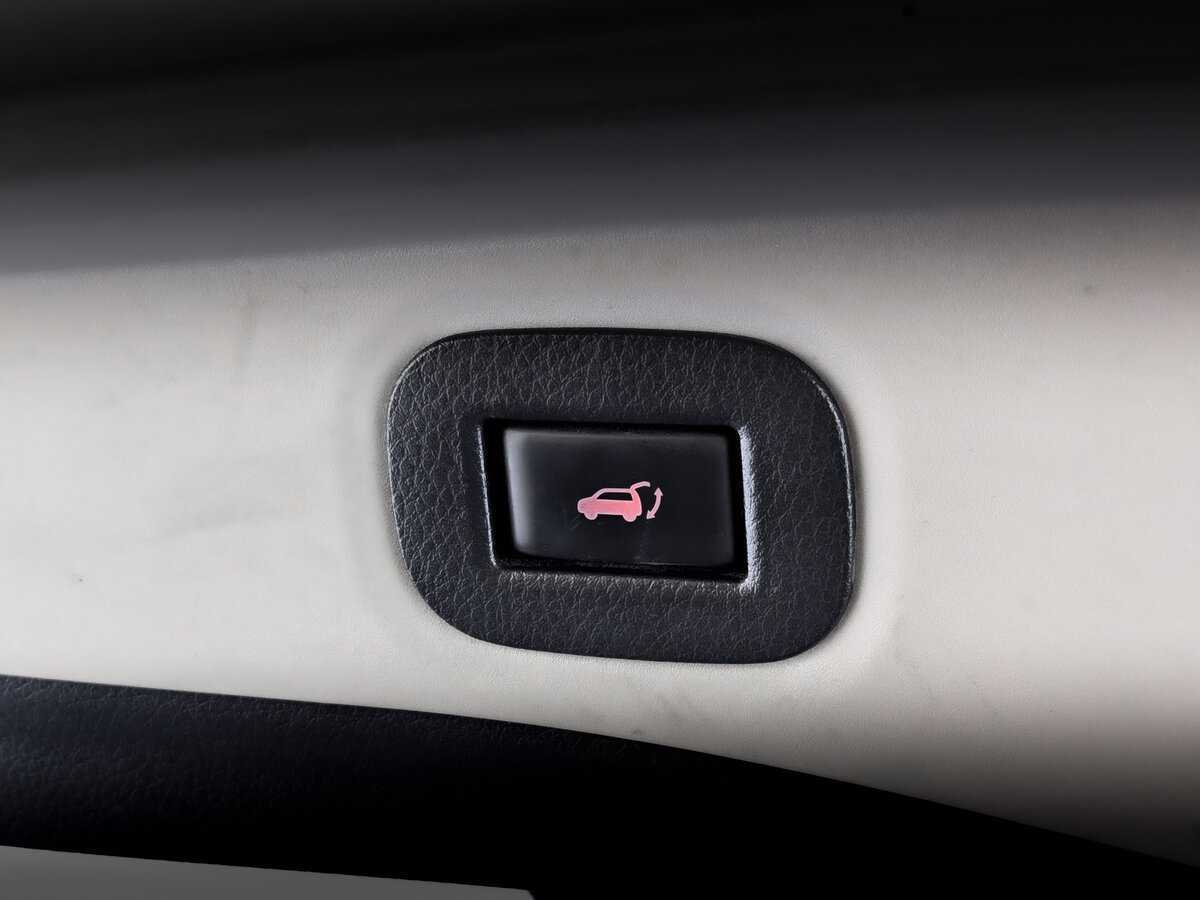 Б/У Ниссан Икс-Трейл 2017 года. Фото: #24