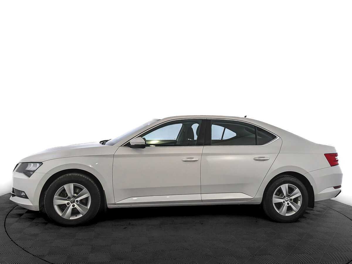 Б/У Шкода Суперб 2017 года. Фото: #7