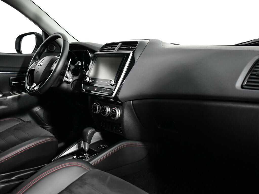 Б/У Митсубиши АС-Икс 2020 года. Фото: #8