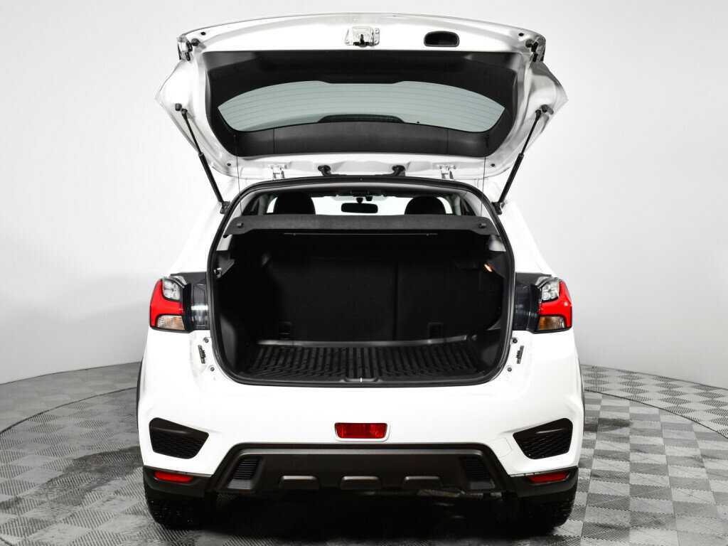 Б/У Митсубиши АС-Икс 2020 года. Фото: #14