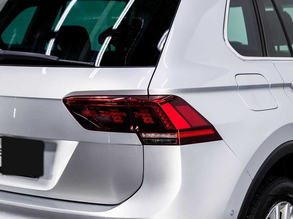 Б/У Фольксваген Тигуан 2017 года. Фото: #27