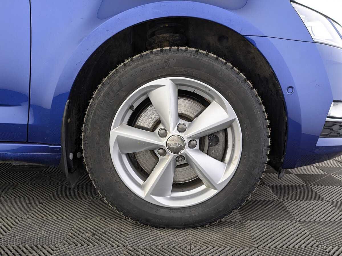 Б/У Шкода Октавия 2019 года. Фото: #11