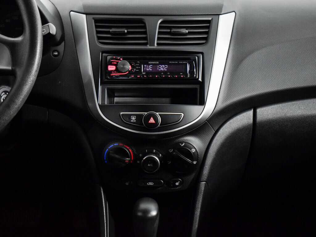 Б/У Хендай Солярис 2015 года. Фото: #12