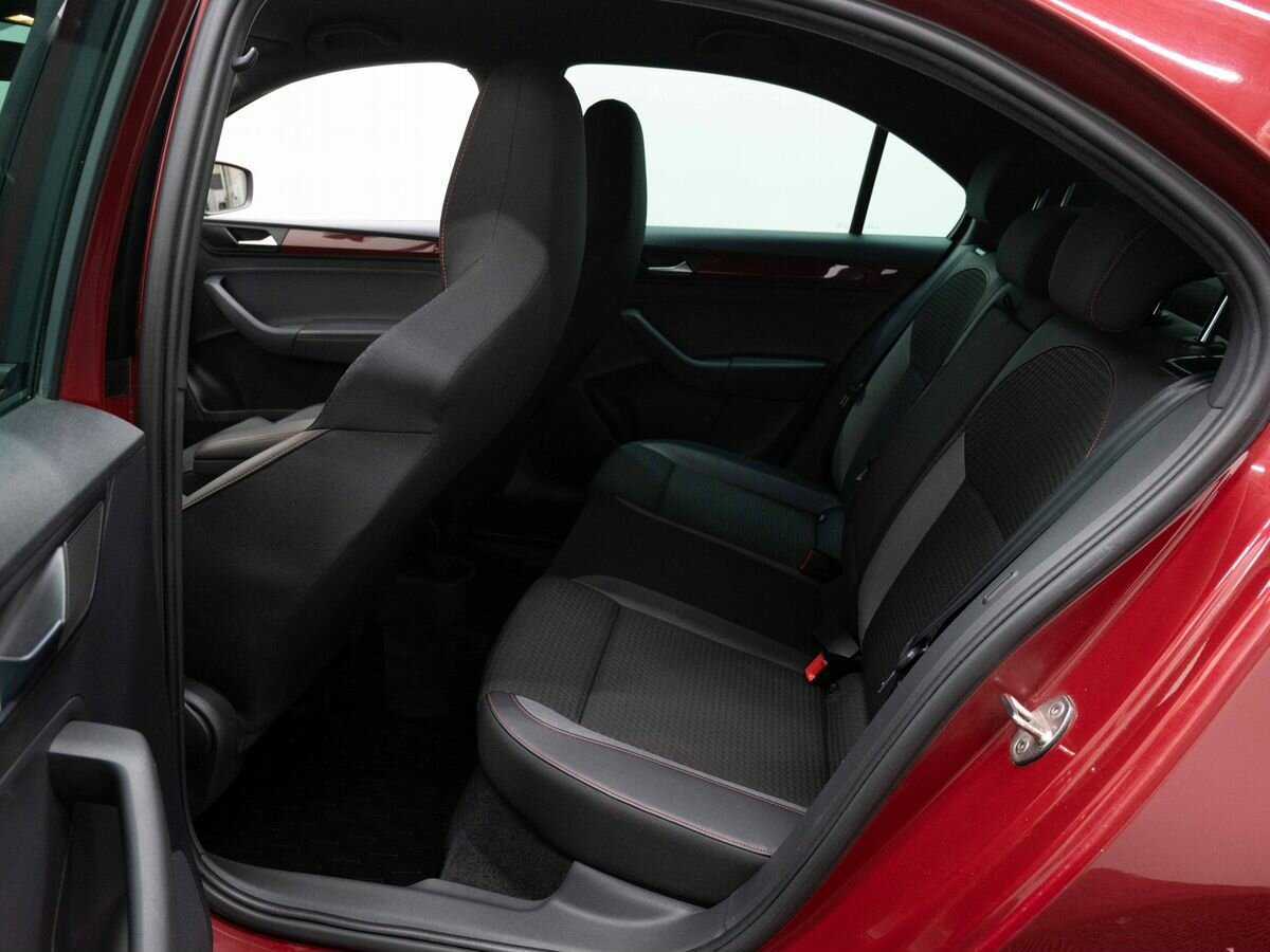 Б/У Фольксваген Поло 2021 года. Фото: #9